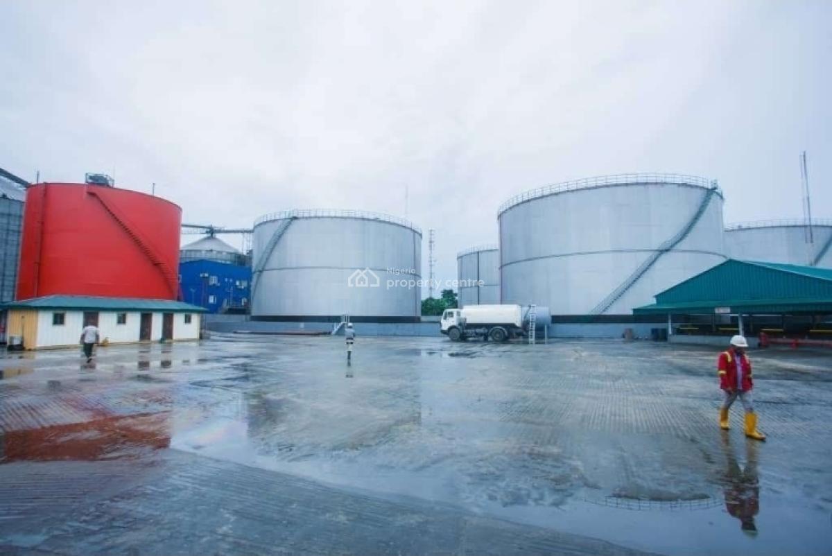 Tank - 5  Tanks:  - 1 Tank Pms =22,000,000 Litres  - 1 Tank Dpk= 10,00, Port Harcourt, Rivers, Tank Farm for Sale