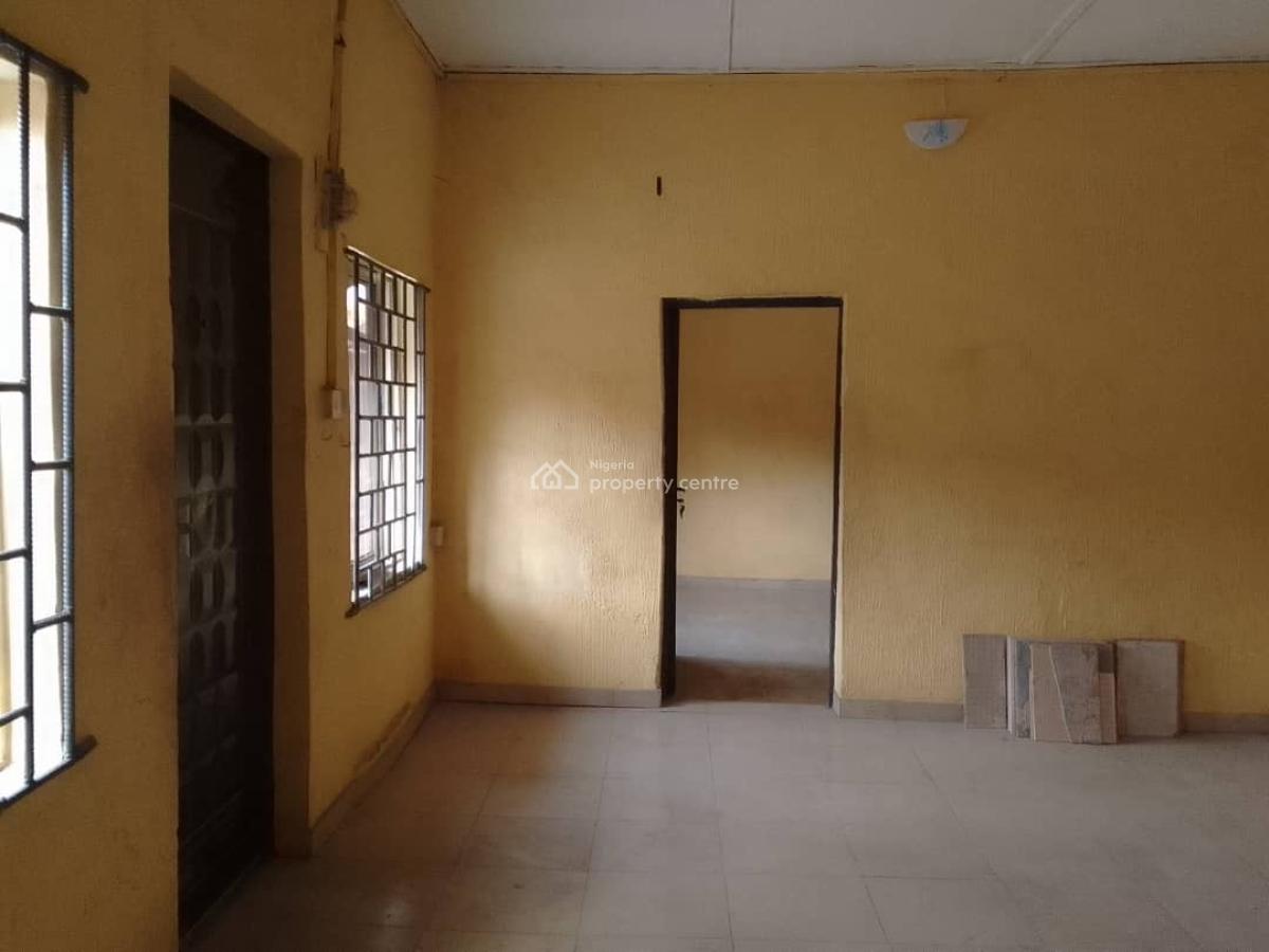 Spacious, Ground Floor Mini Flat, Atunrashe Estate Gbagada, Gbagada, Lagos, Mini Flat (room and Parlour) for Rent