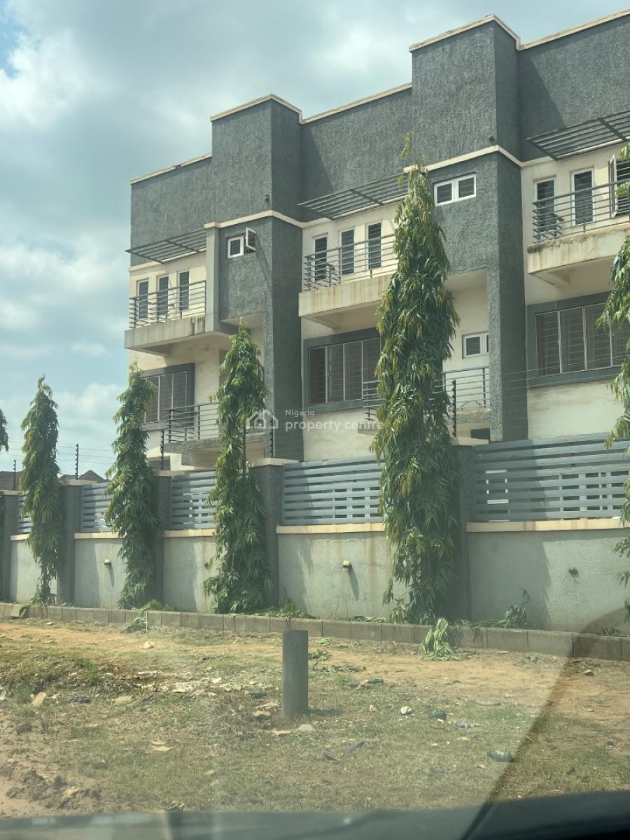 Massive 4 Bedroom Terrace with 1 Bq, Jahi, Abuja, Terraced Duplex for Rent