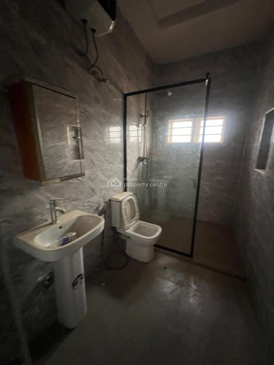 Massive 4 Bedroom Terrace with 1 Bq, Jahi, Abuja, Terraced Duplex for Rent