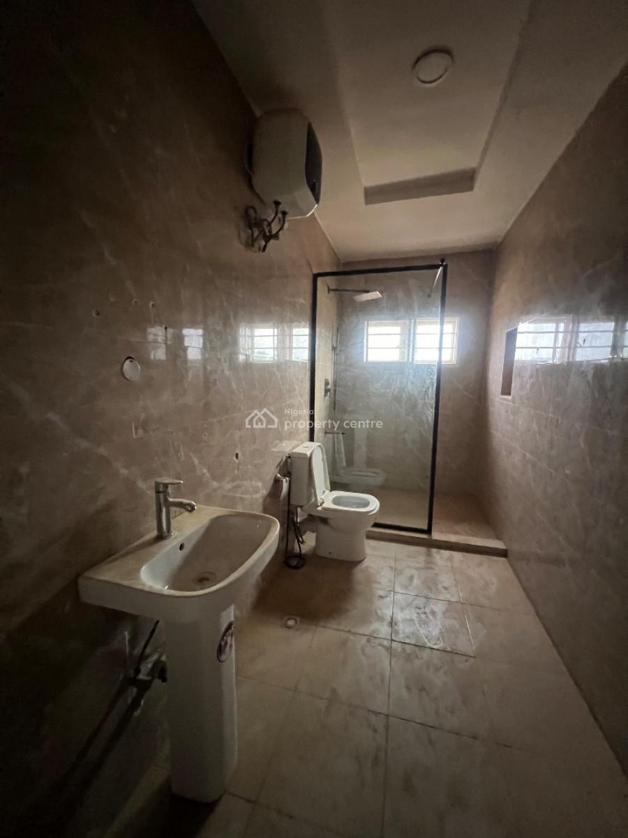 Massive 4 Bedroom Terrace with 1 Bq, Jahi, Abuja, Terraced Duplex for Rent