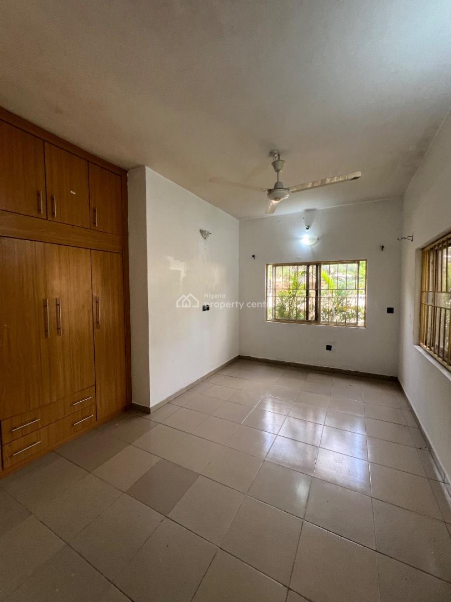 Massive 3 Bedroom Terrace with 1 Room and Parlour Bq in a Serene Estat, Jabi, Abuja, Terraced Duplex for Rent