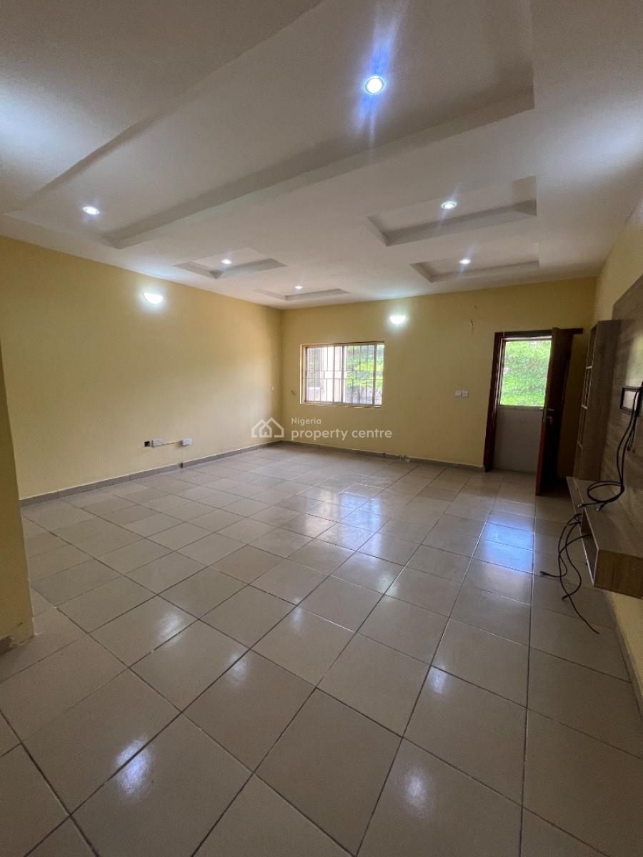 Massive 3 Bedroom Terrace with 1 Room and Parlour Bq in a Serene Estat, Jabi, Abuja, Terraced Duplex for Rent