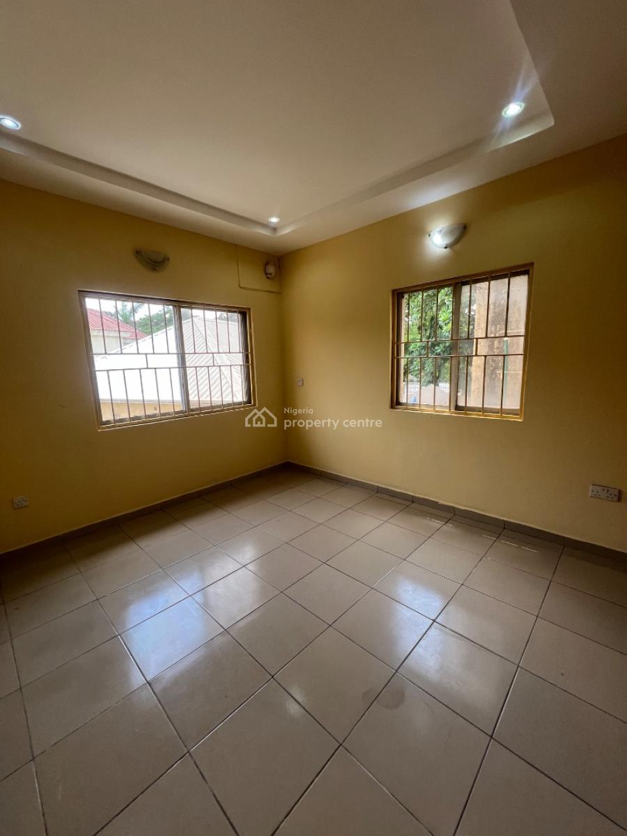 Massive 3 Bedroom Terrace with 1 Room and Parlour Bq in a Serene Estat, Jabi, Abuja, Terraced Duplex for Rent