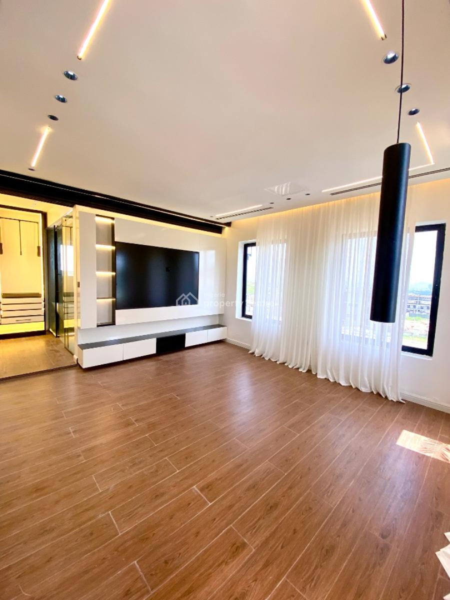 Luxury 5 Bedroom Duplex with Swimming Pool,cinema,elevator in Estate, Guzape District, Abuja, Detached Duplex for Sale