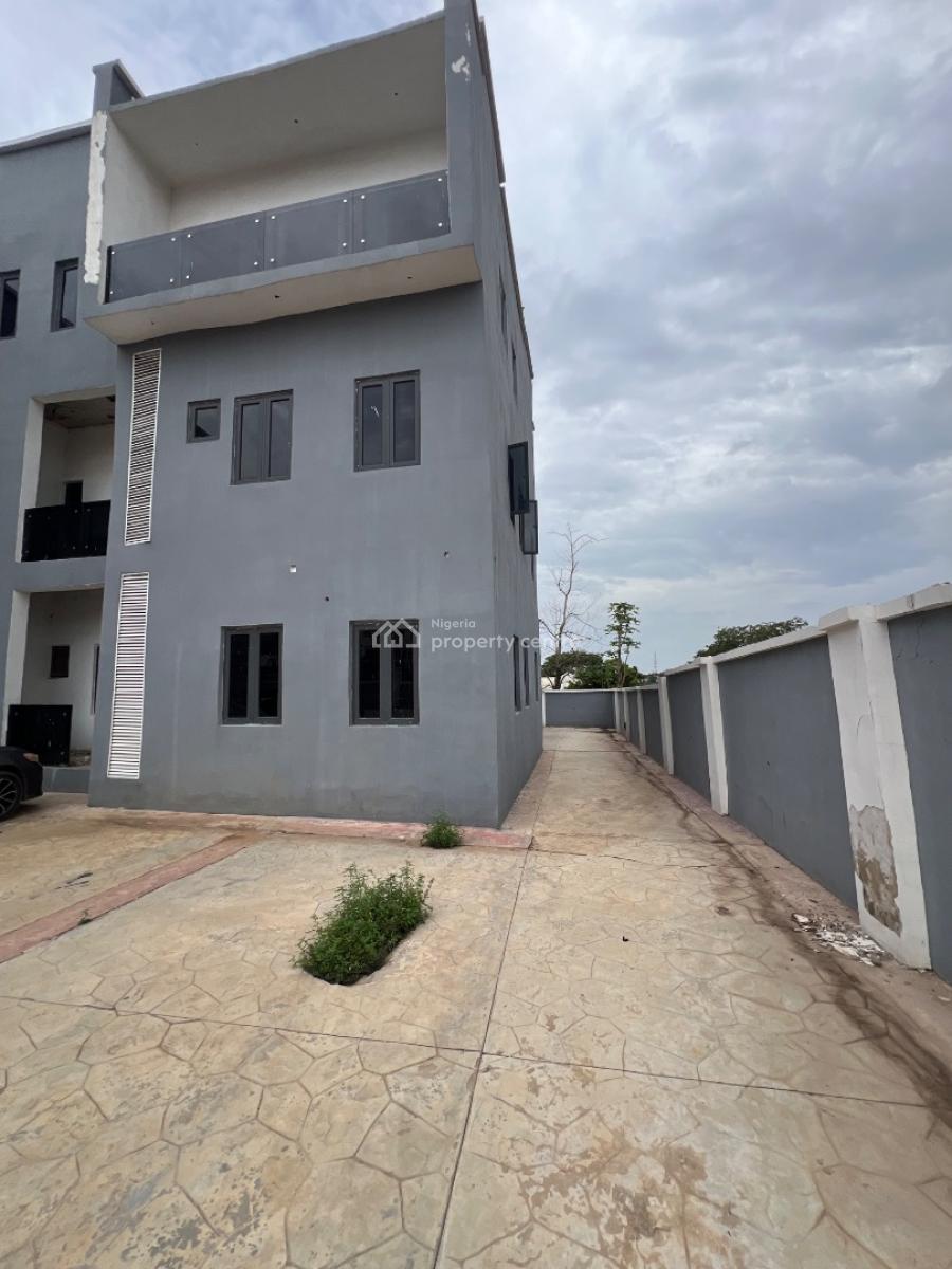 Massive 5 Bedroom Detached Duplex Corner Piece with Private Backyard, Gaduwa, Abuja, Detached Duplex for Sale