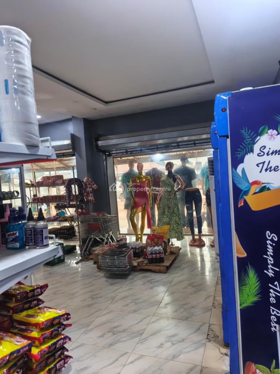 Supermarket with Club House, Facing Express Gberigbe Road, Gberigbe, Ikorodu, Lagos, Plaza / Complex / Mall for Sale