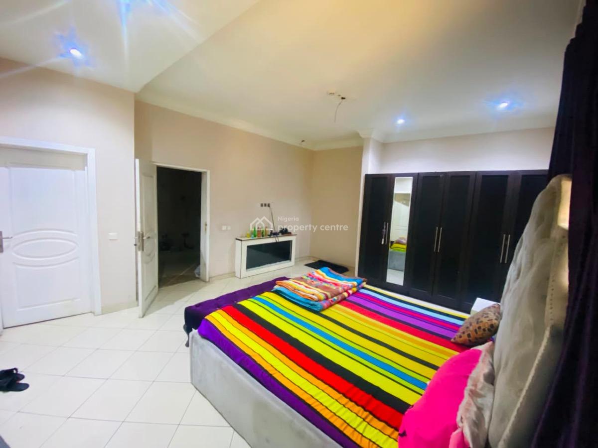 Furnished / Unfinished Ensuite Bedroom Upstairs, Chevy View Estate, Chevron Lekki, Lekki, Lagos, Terraced Duplex for Rent
