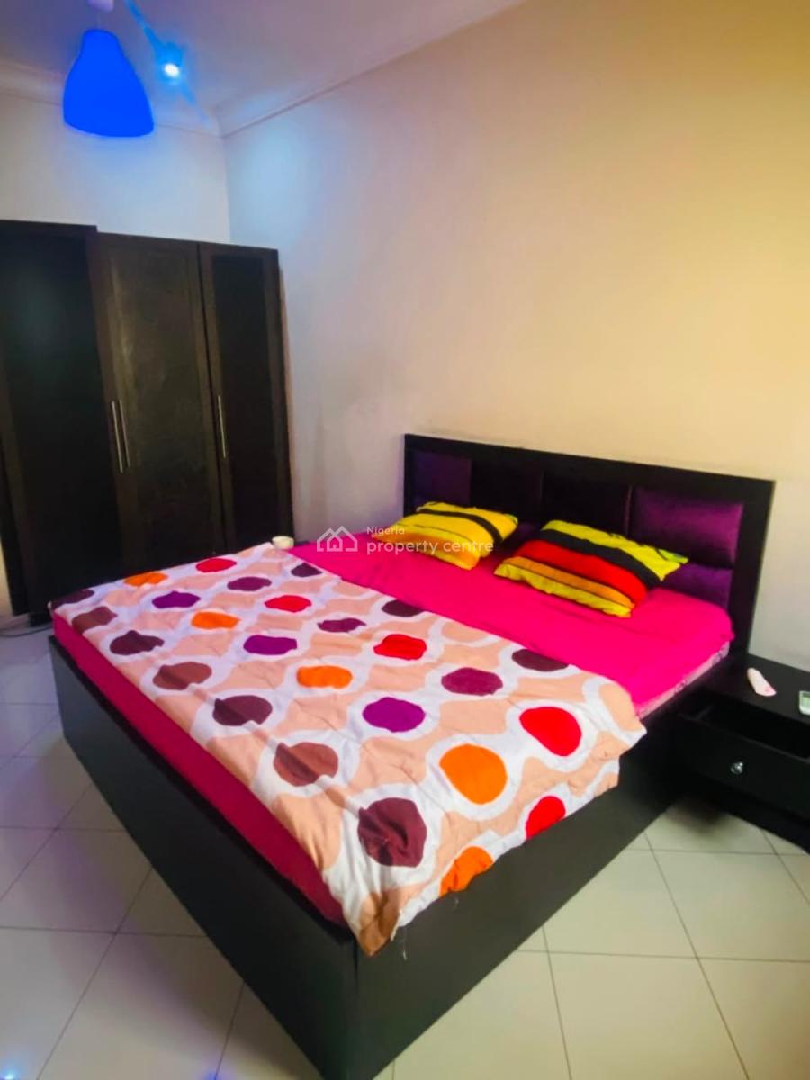 Furnished / Unfinished Ensuite Bedroom Upstairs, Chevy View Estate, Chevron Lekki, Lekki, Lagos, Terraced Duplex for Rent