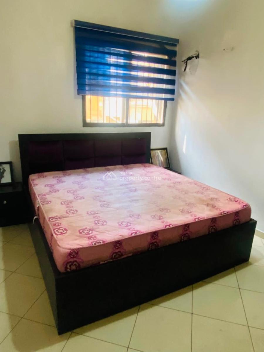 Furnished / Unfinished Ensuite Bedroom Upstairs, Chevy View Estate, Chevron Lekki, Lekki, Lagos, Terraced Duplex for Rent
