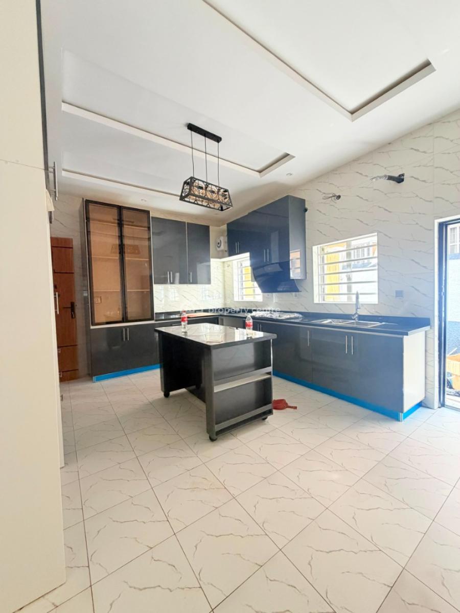 5 Bedroom Detached Duplex with a Bq in a Well Secured Estate, Gra Phase 2, Magodo, Lagos, Detached Duplex for Sale