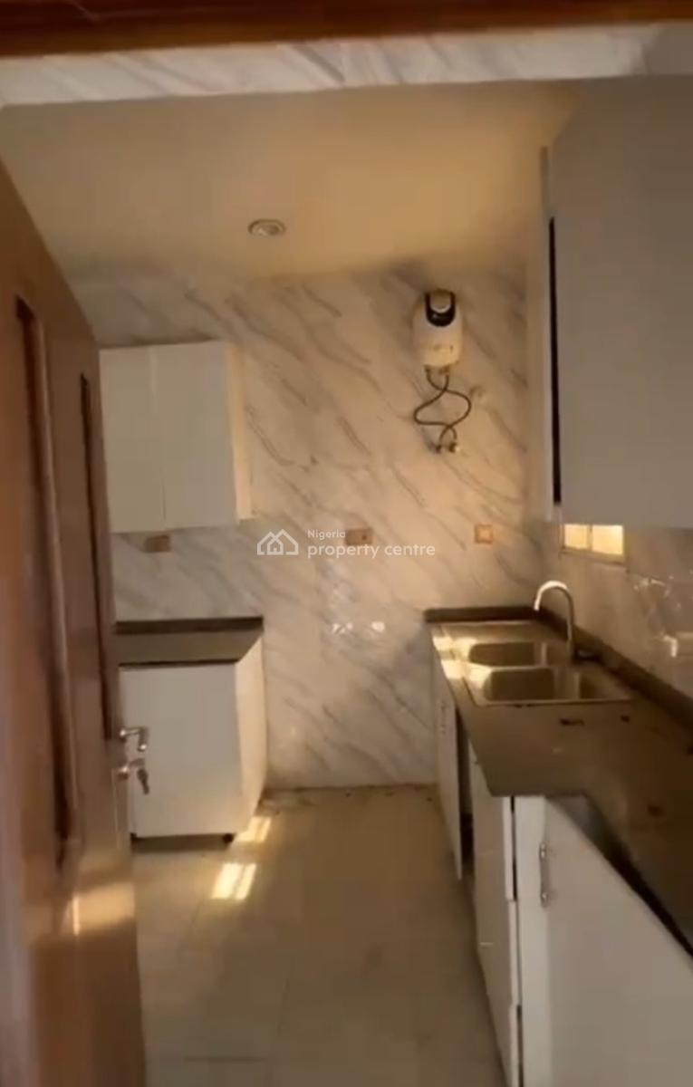 3bedroom Apartment Lifecamp, Paradise 2, Life Camp, Abuja, Flat / Apartment for Sale