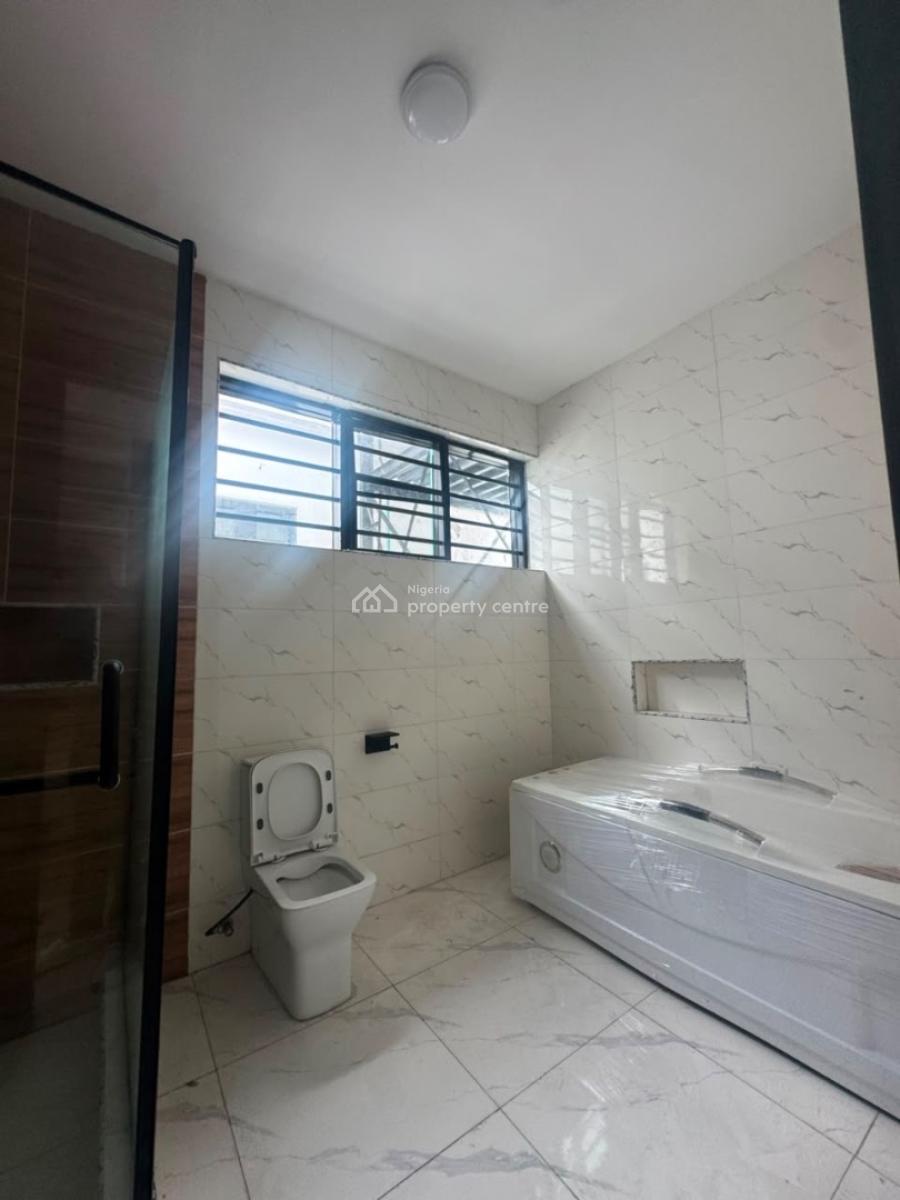 Good Deal, 4 Bedroom Semi Detached Duplex with Bq, Chevron Drive, Lekki, Lagos, Semi-detached Duplex for Sale