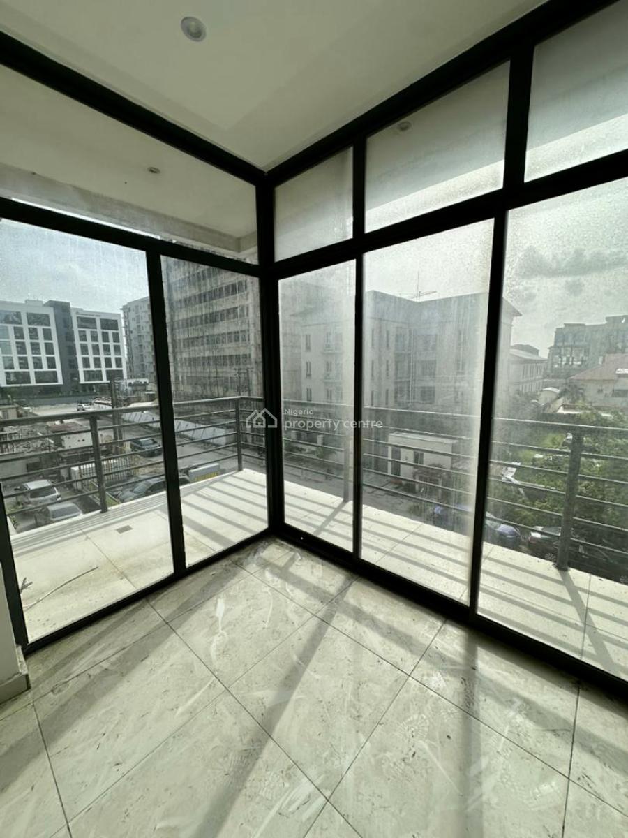 Brand New Well Built Spacious 3 Bedroom Apartment with Pool, Lekki Phase 1, Lekki, Lagos, Flat / Apartment for Sale