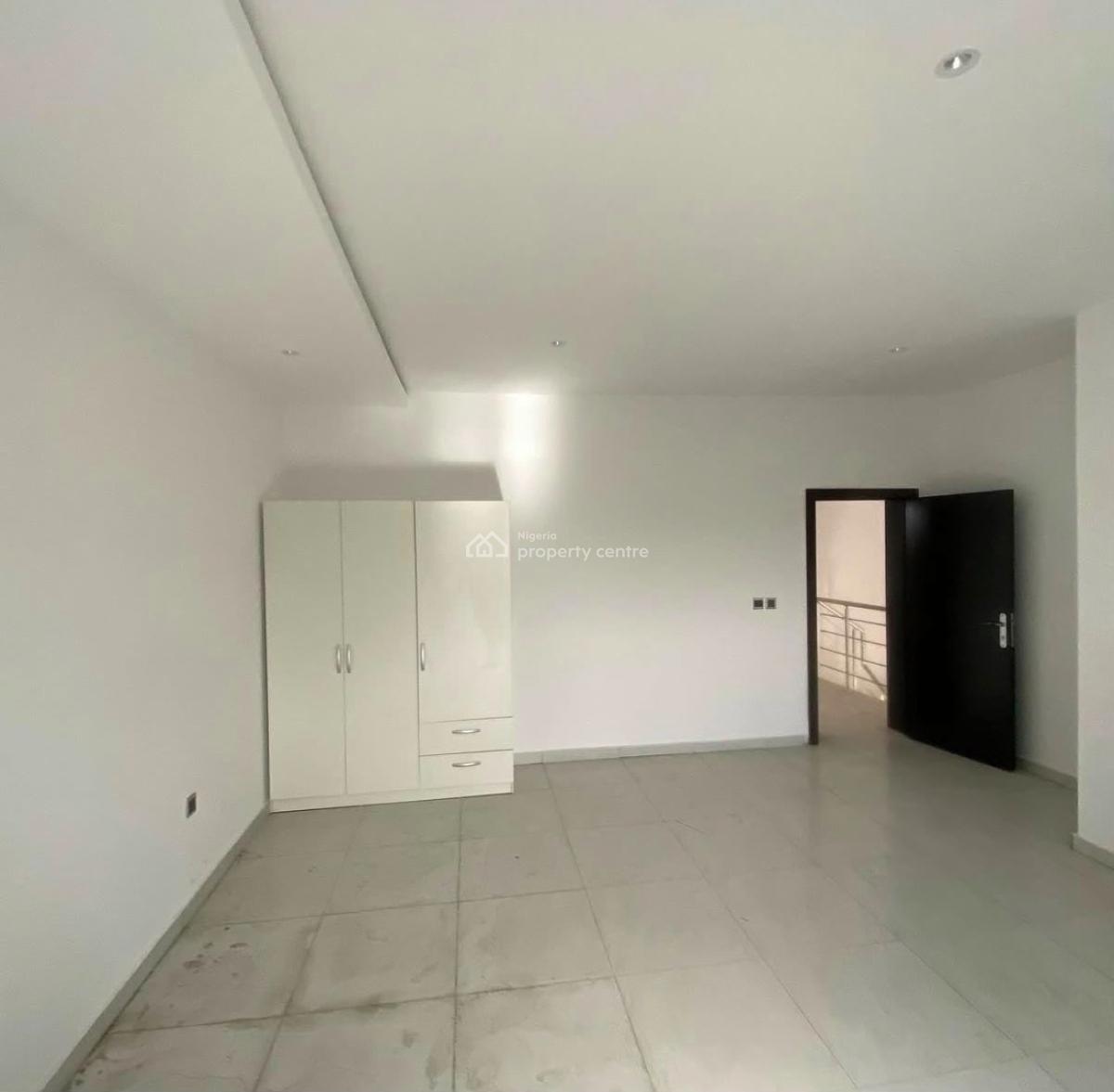 Lovely 3 Bedroom Duplex, Mobil Road, Ajah, Lagos, Terraced Duplex for Rent