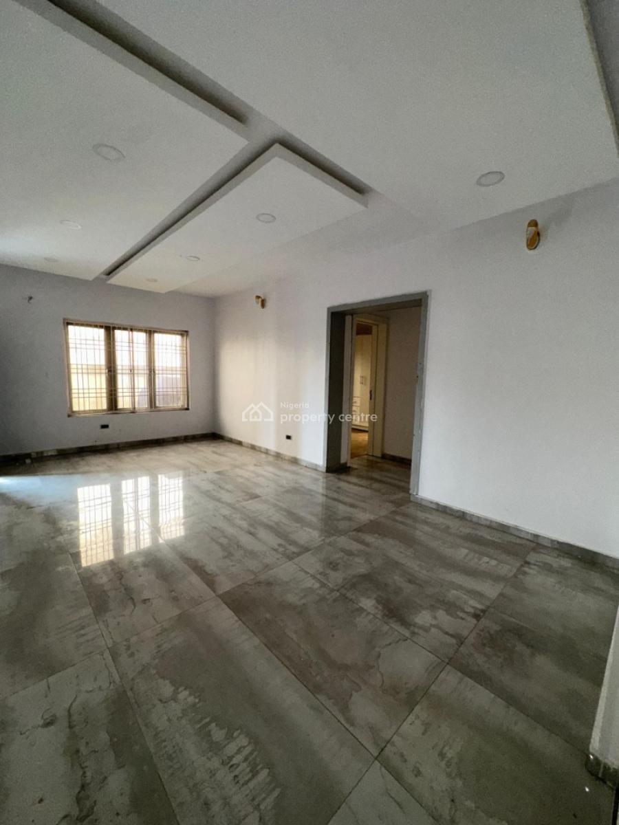 Spacious and Massive 2 Bedroom Apartment, Orchid Road, Lekki, Lagos, Flat / Apartment for Rent