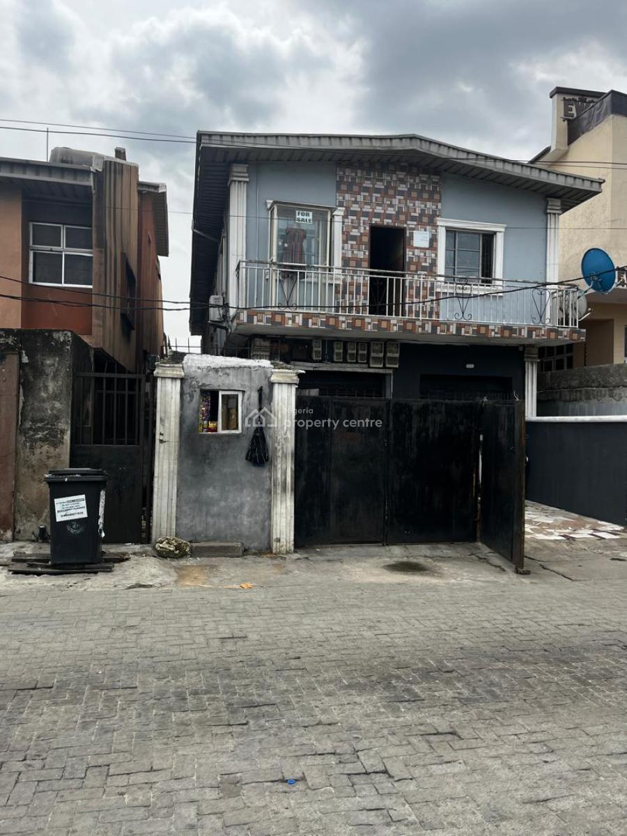 Well Maintained and Solidly Built Block of Flats on a Storey Building, Off Ogunlana, Ogunlana, Surulere, Lagos, Block of Flats for Sale