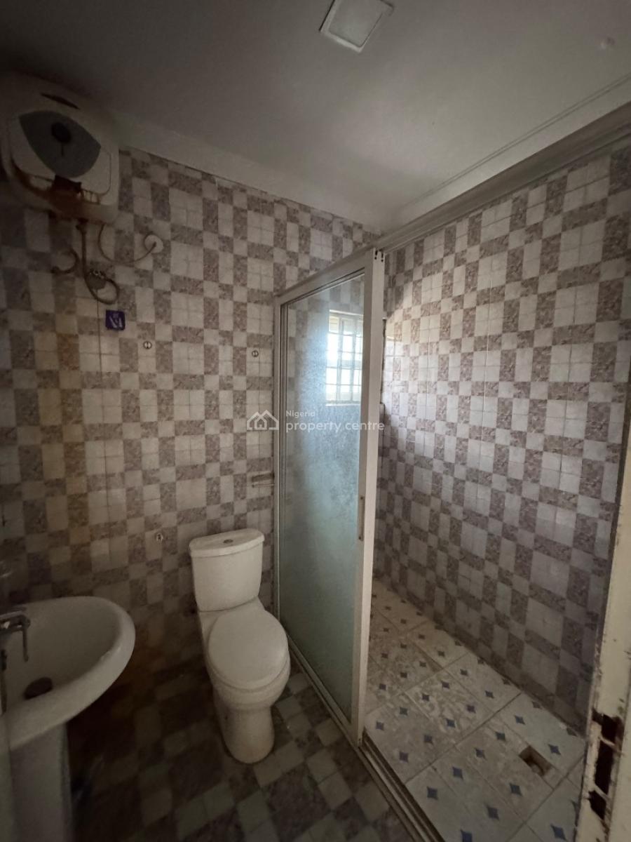 Standard 2 Bedroom Apartment with Visitors Toilet and Balcony, Katampe Main, Katampe, Abuja, Flat / Apartment for Sale