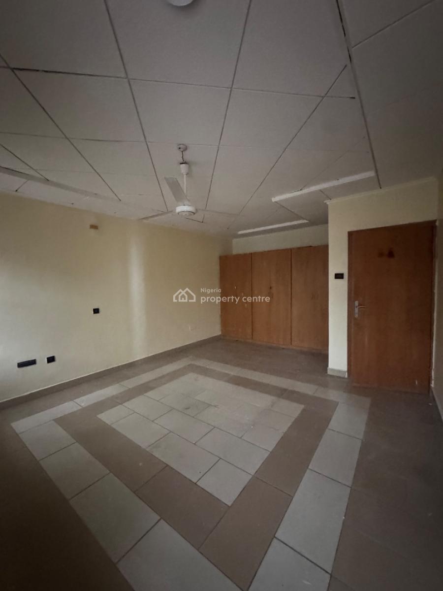 Well Maintained, Tastefully Finished Five (5) Bedroom Semi Detached Du, Off Admiralty, Lekki Phase 1, Lekki, Lagos, Semi-detached Duplex for Rent