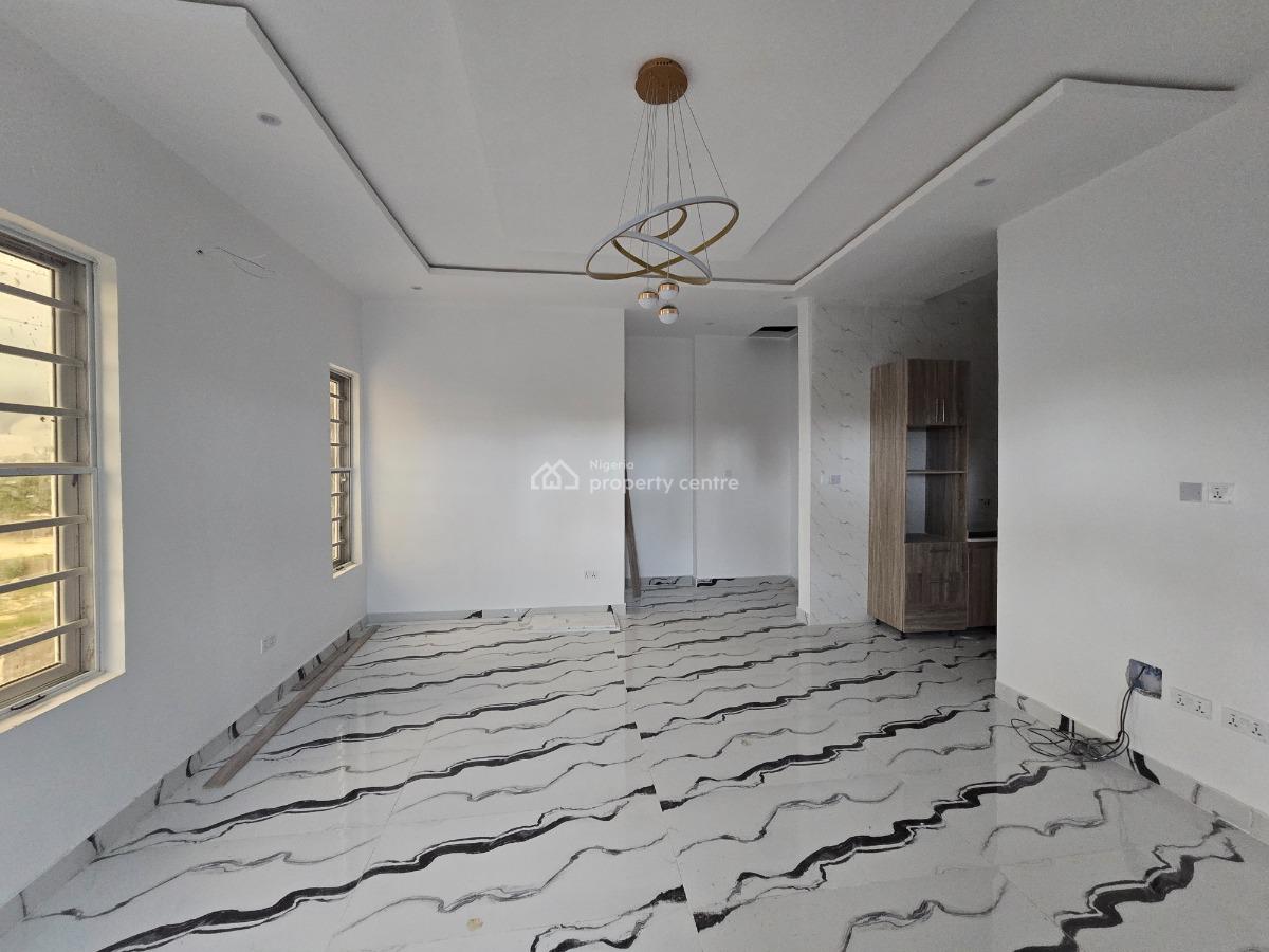 Well Finished & Fully Serviced Two (2) Bedroom Flat, Lekki Phase 1, Lekki, Lagos, Flat / Apartment for Rent