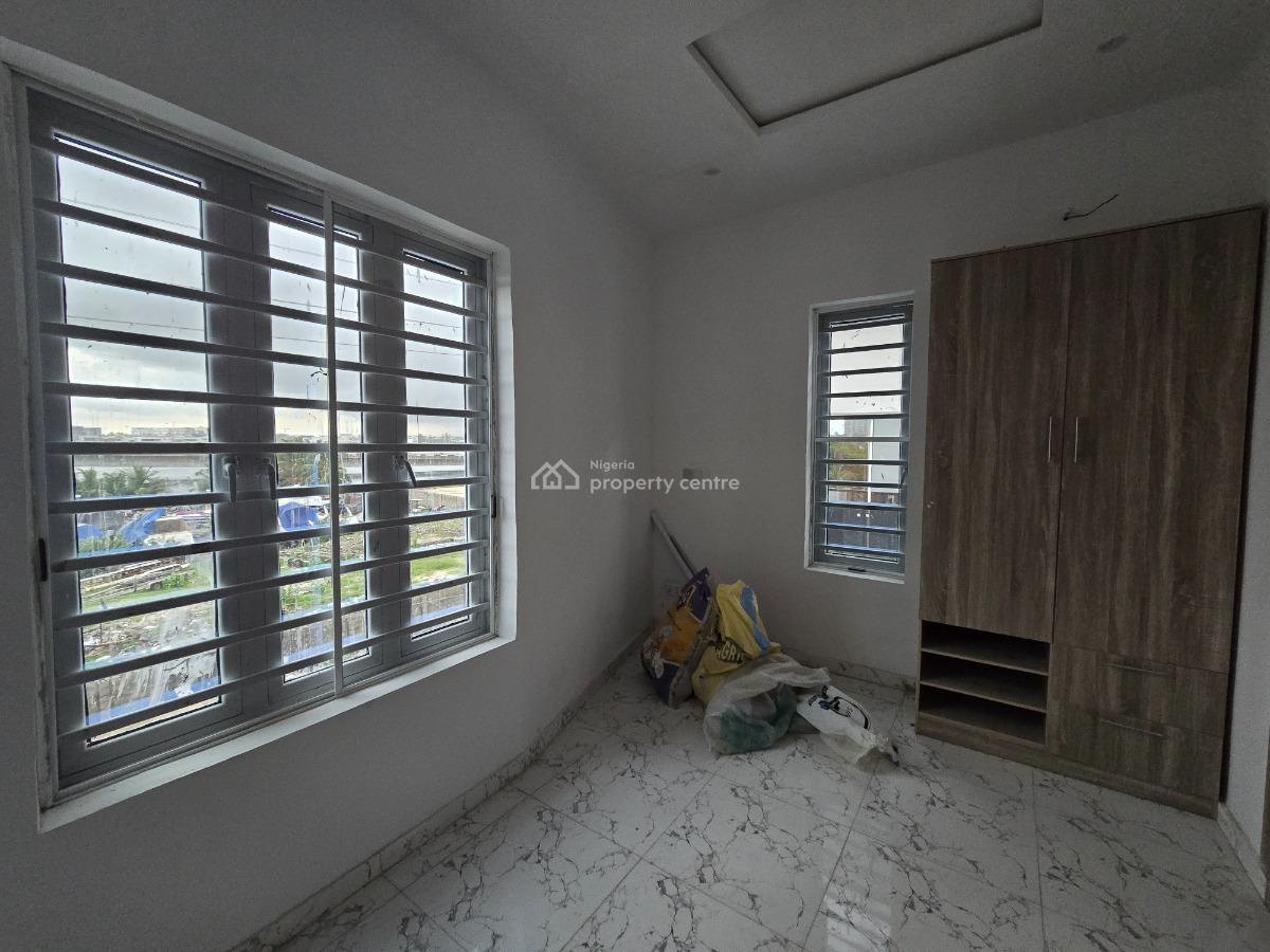Well Finished & Fully Serviced Two (2) Bedroom Flat, Lekki Phase 1, Lekki, Lagos, Flat / Apartment for Rent