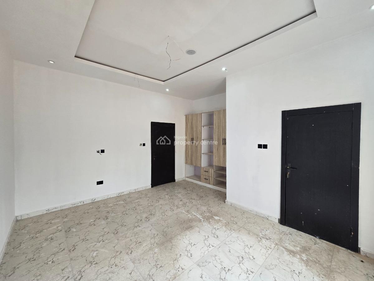 Well Finished & Fully Serviced Two (2) Bedroom Flat, Lekki Phase 1, Lekki, Lagos, Flat / Apartment for Rent