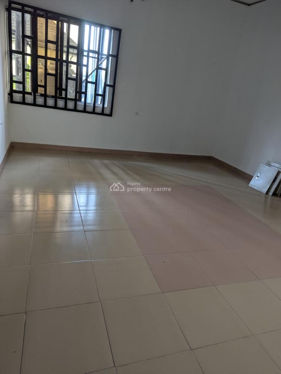 a Clean Three (3) Bedroom Flat, Osongama Estate, Uyo, Akwa Ibom, House for Rent