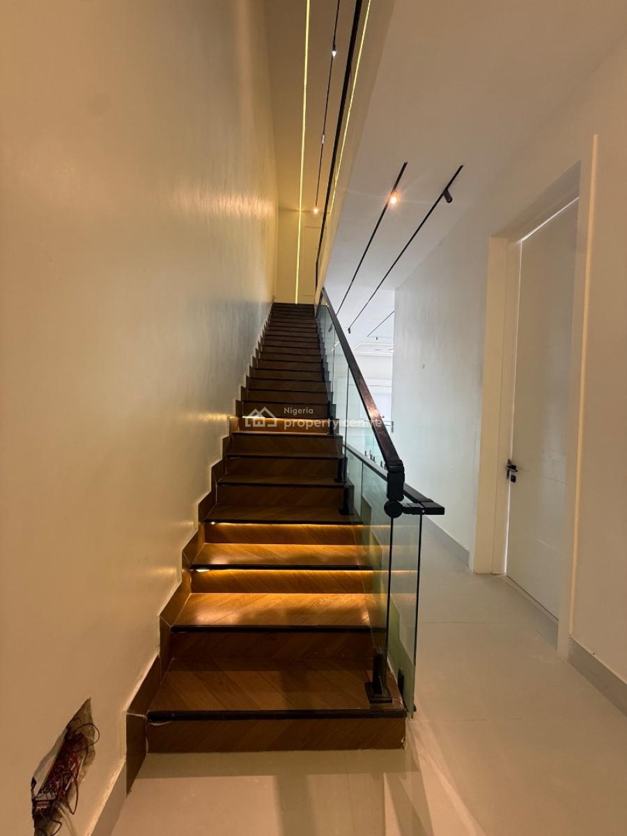 Exquisite 5 Bedrooms Semidetached Duplex, Lekki Phase 1, Lekki, Lagos, Semi-detached Duplex for Sale