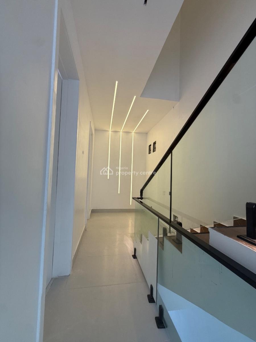Exquisite 5 Bedrooms Semidetached Duplex, Lekki Phase 1, Lekki, Lagos, Semi-detached Duplex for Sale