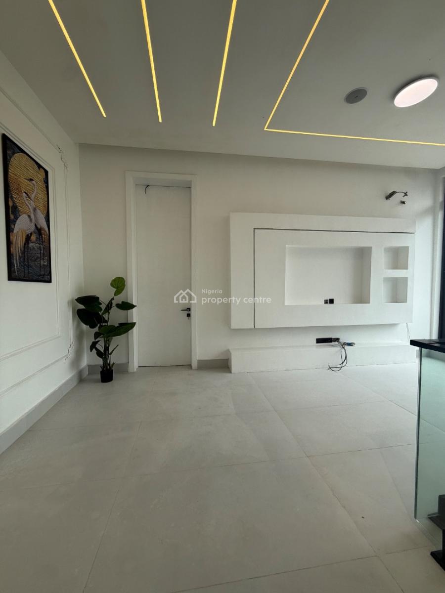 Exquisite 5 Bedrooms Semidetached Duplex, Lekki Phase 1, Lekki, Lagos, Semi-detached Duplex for Sale