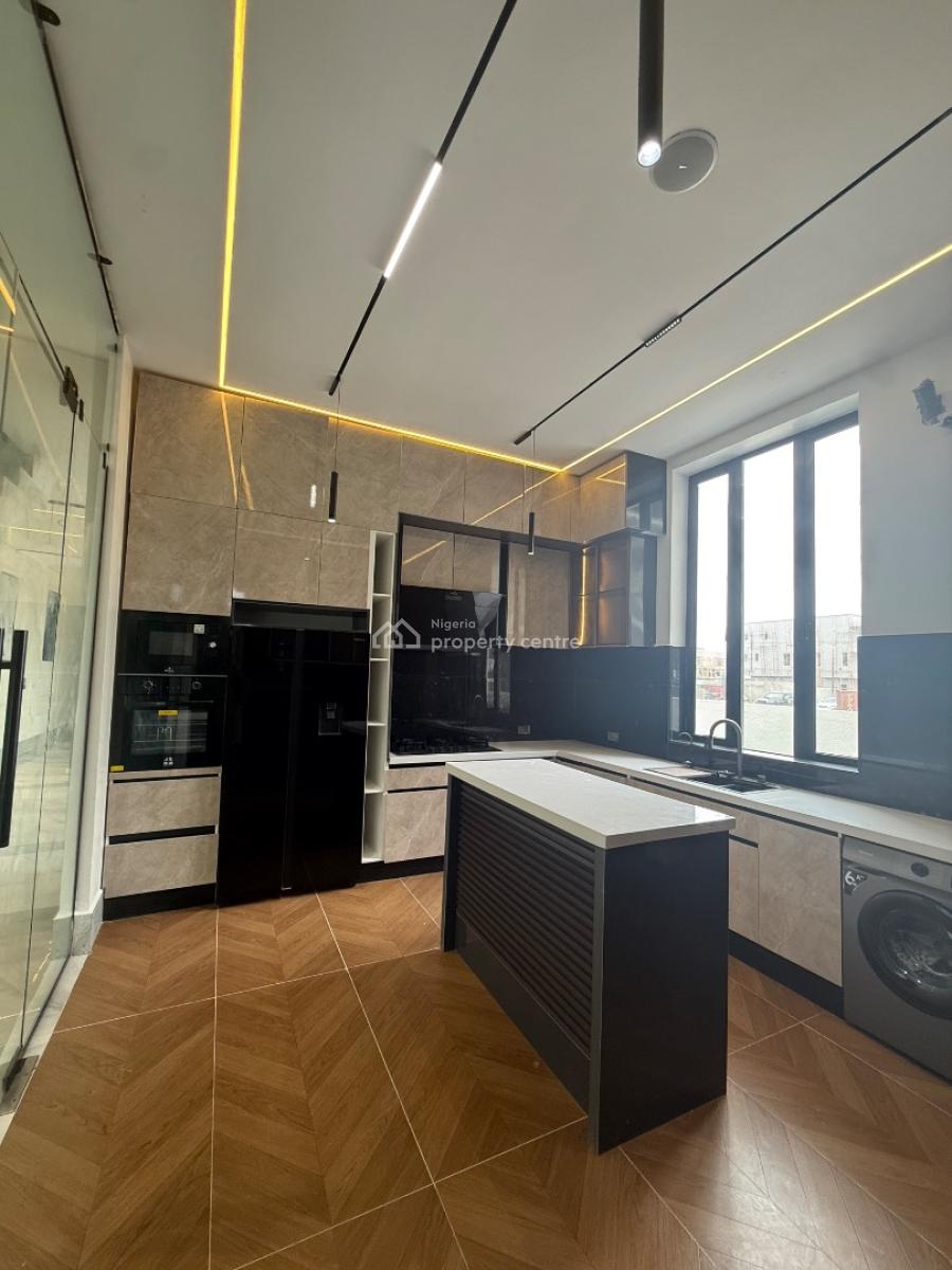 Exquisite 5 Bedrooms Semidetached Duplex, Lekki Phase 1, Lekki, Lagos, Semi-detached Duplex for Sale