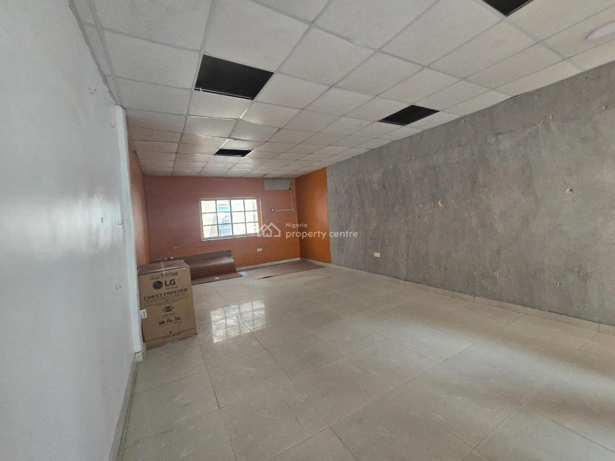 Well Finished Office Spaces, Lekki Phase 1, Lekki, Lagos, Plaza / Complex / Mall for Rent