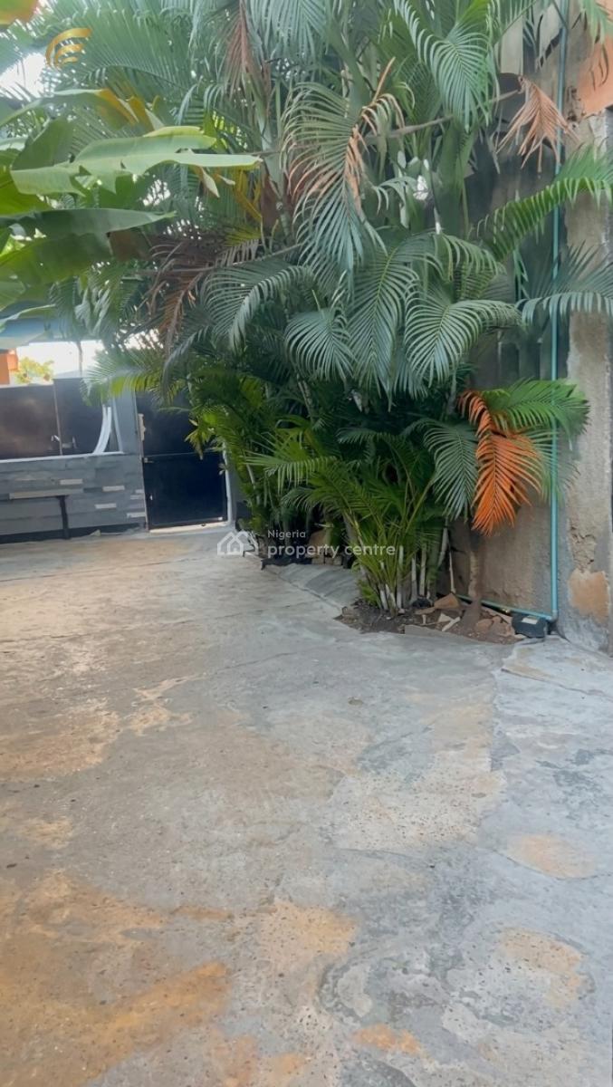 Prime 3-storey Commercial Building, Directly on Admiralty Way, Lekki Phase 1, Lekki, Lagos, Commercial Property for Sale