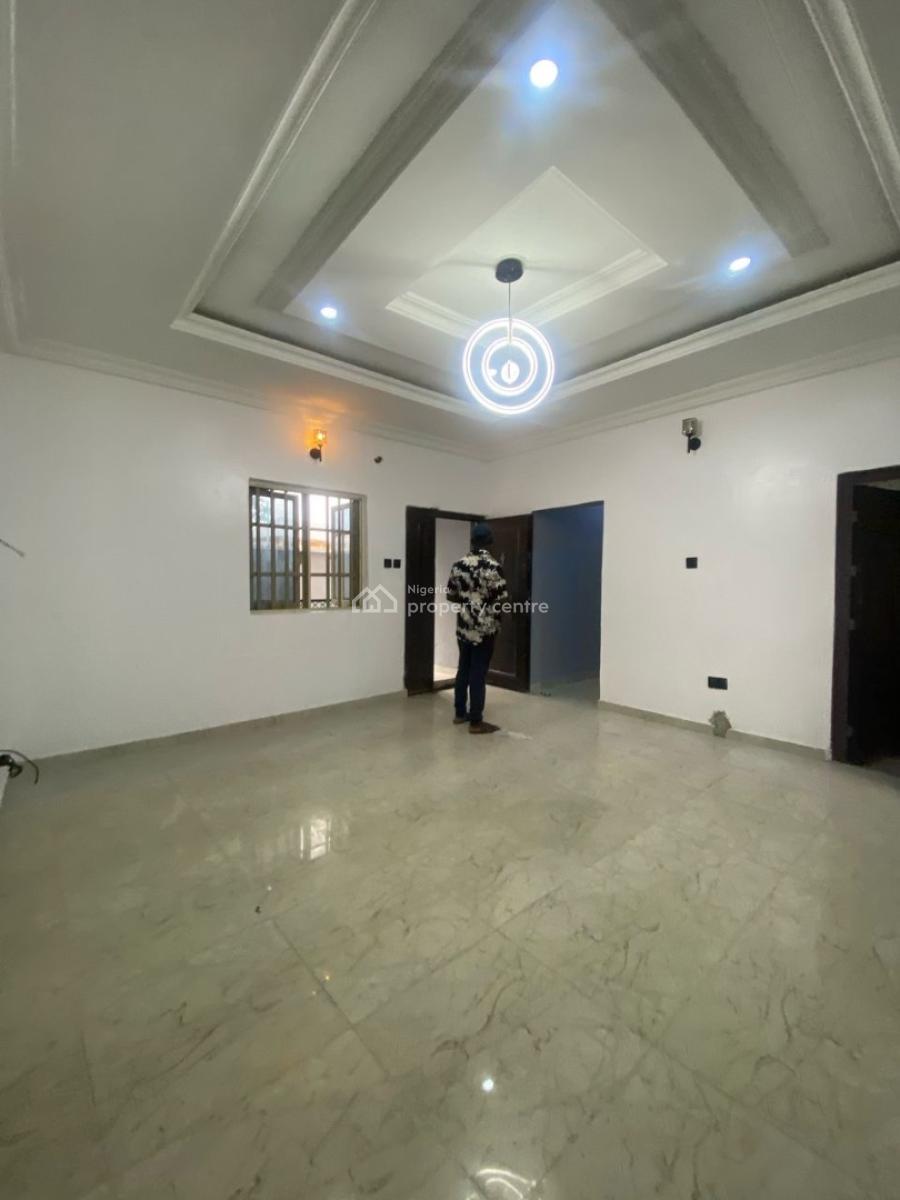 Standard 3 Bedroom Apartment, Off Peaceland Ogombo, Ajah, Lagos, Flat / Apartment for Rent