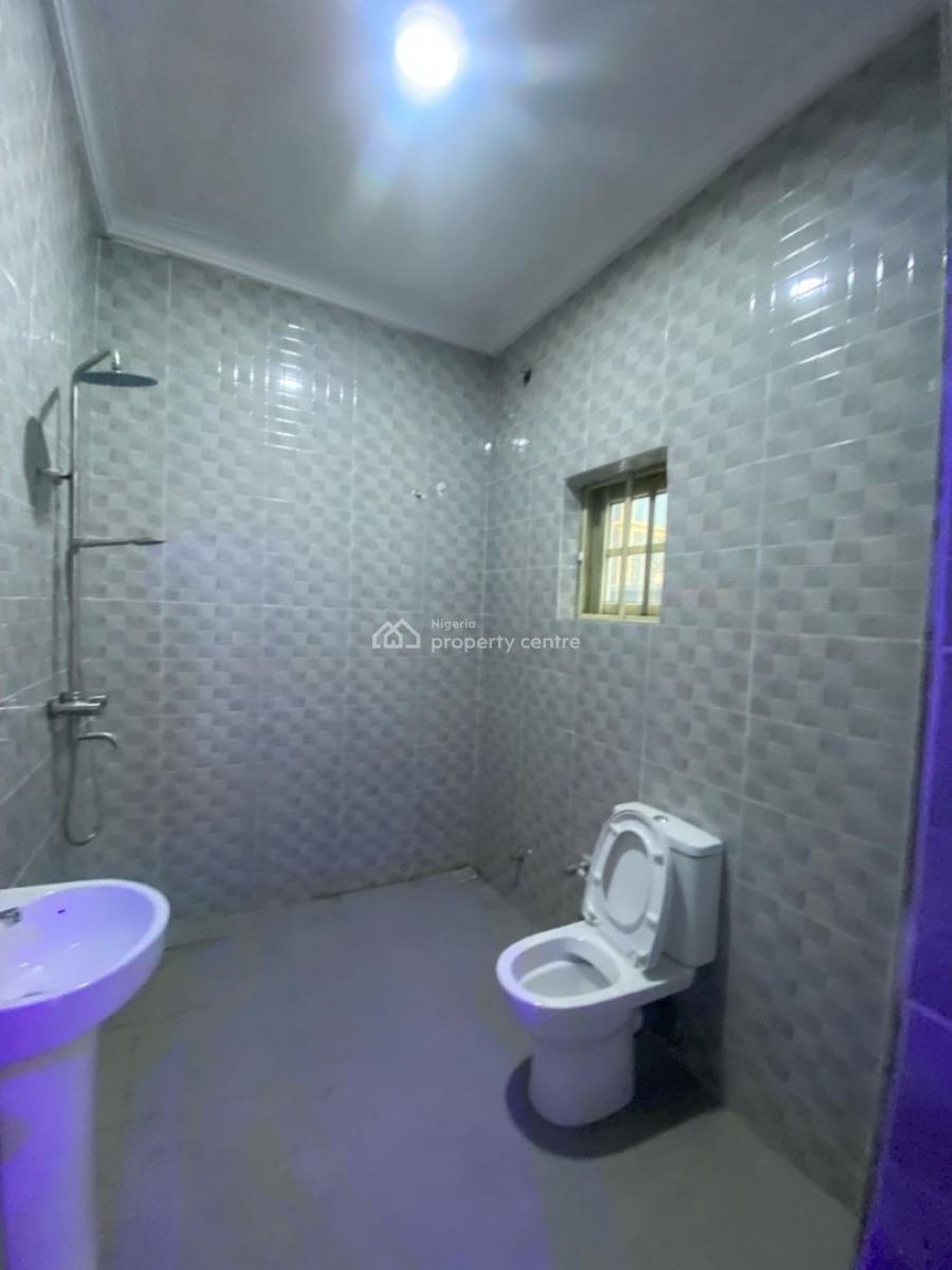 Standard 3 Bedroom Apartment, Off Peaceland Ogombo, Ajah, Lagos, Flat / Apartment for Rent