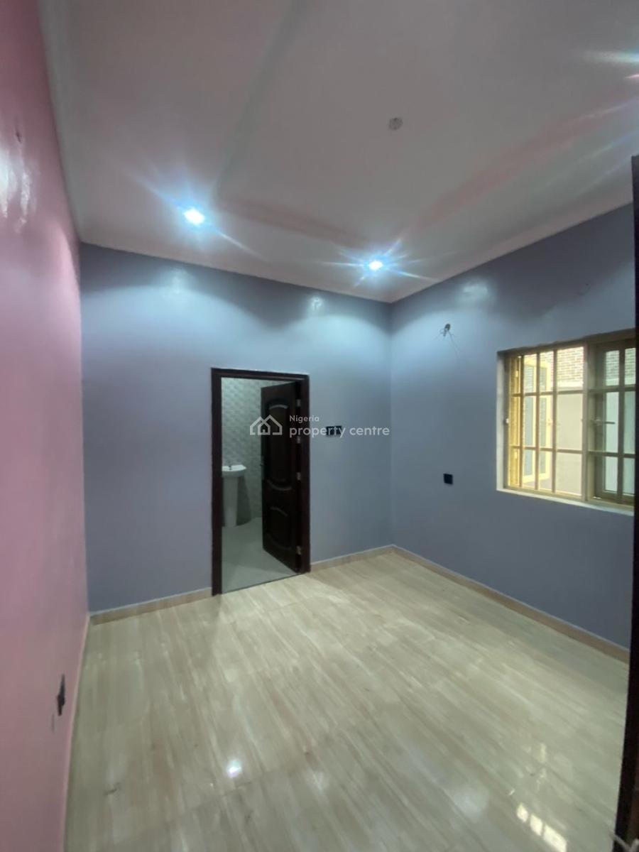 Standard 3 Bedroom Apartment, Off Peaceland Ogombo, Ajah, Lagos, Flat / Apartment for Rent