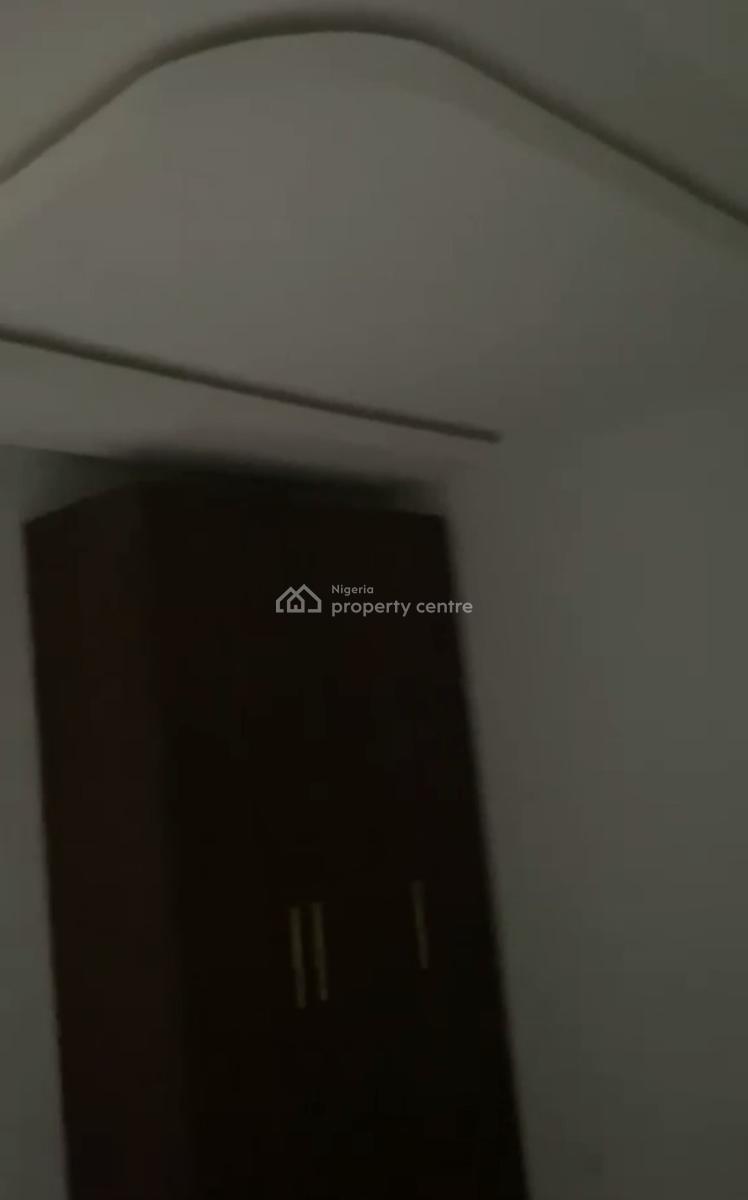 Well-maintained 4-bedroom Terrace Duplex, Off Western Avenue, Surulere, Lagos, Terraced Duplex for Rent