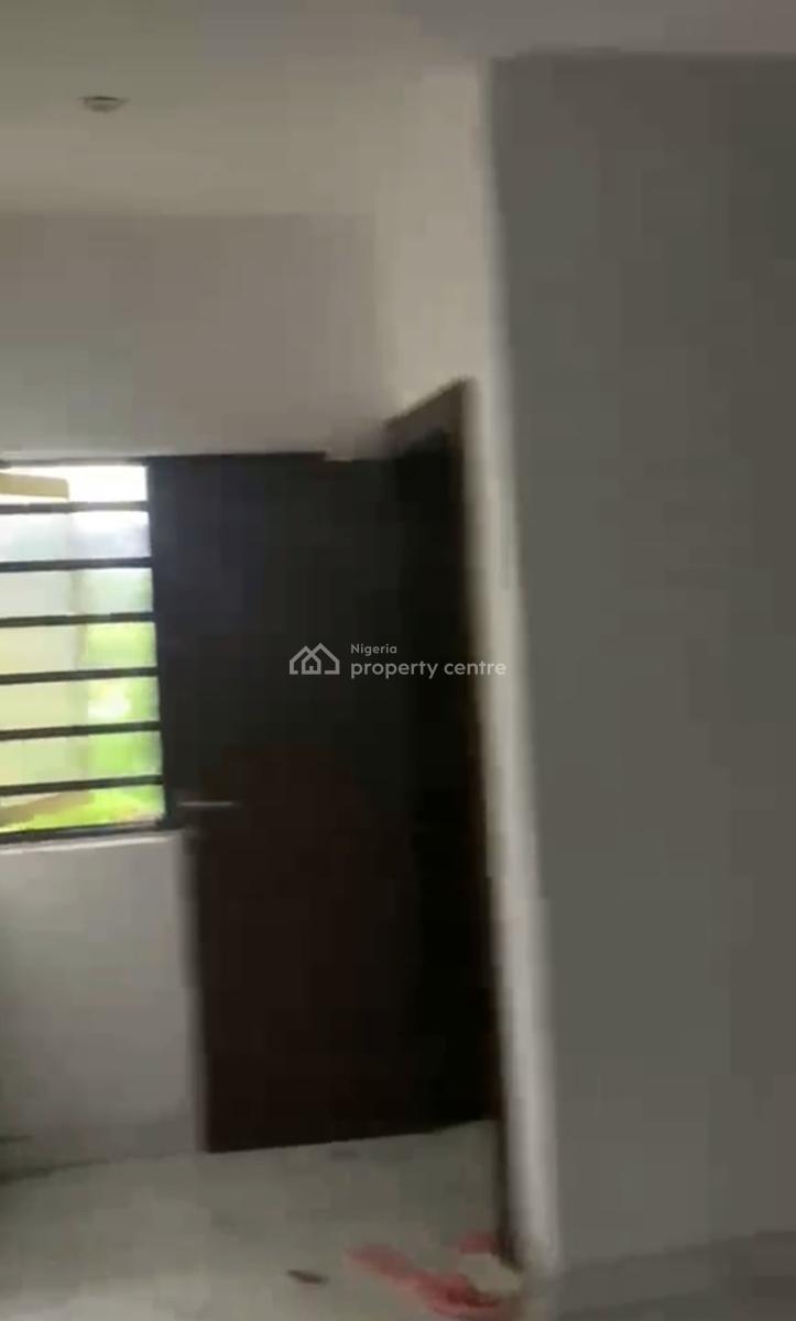 Well-maintained 4-bedroom Terrace Duplex, Off Western Avenue, Surulere, Lagos, Terraced Duplex for Rent