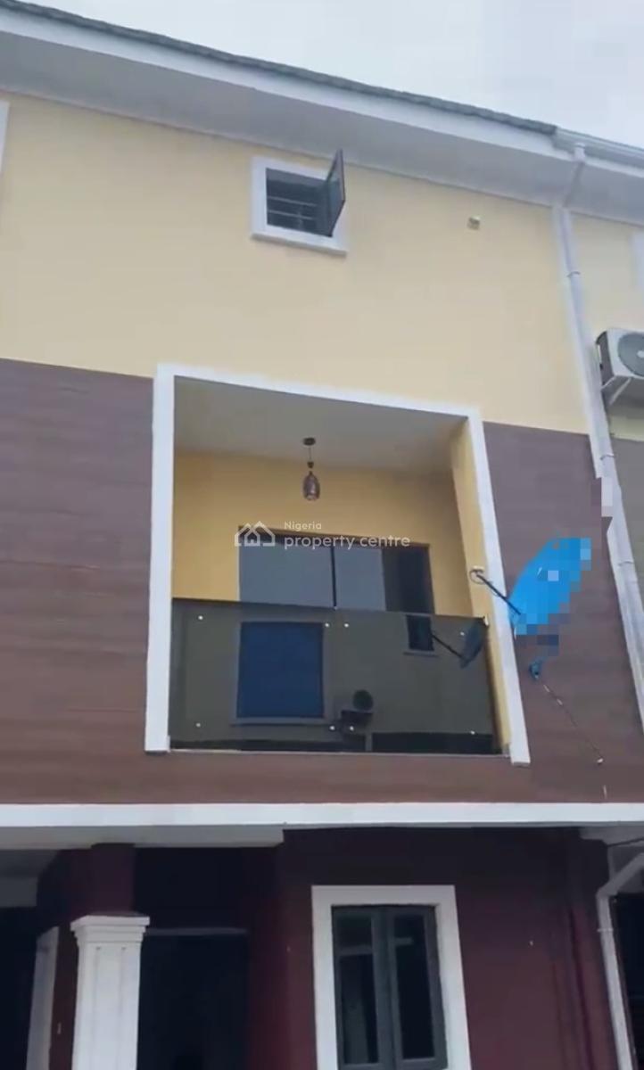 Well-maintained 4-bedroom Terrace Duplex, Off Western Avenue, Surulere, Lagos, Terraced Duplex for Rent