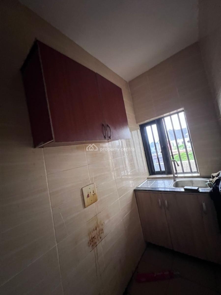 an Executive One Bedroom Apartment, Sunview Estate, Lekki, Lagos, Mini Flat (room and Parlour) for Rent