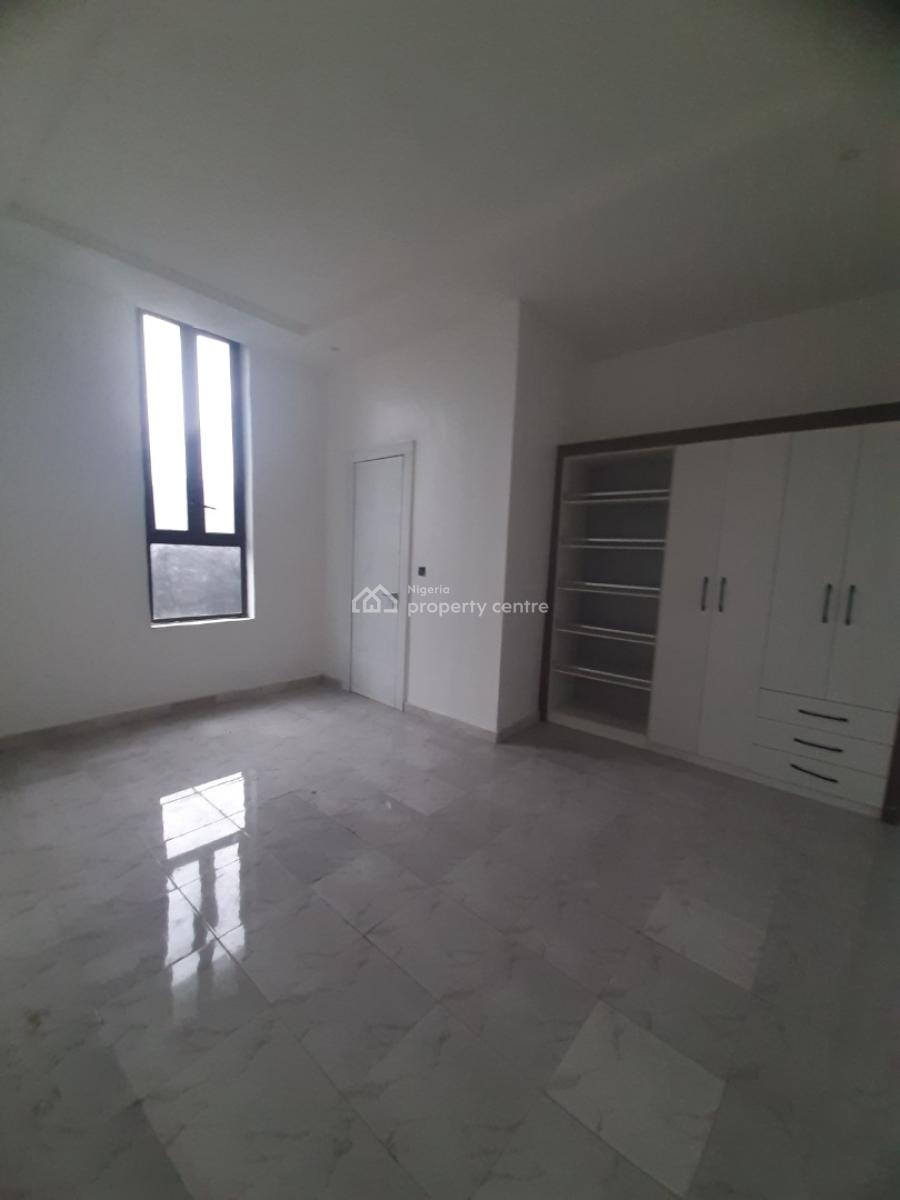 Serviced 2 Bedroom En-suite Flat with an Enclosed Fitted Kitchen, Cook, Ikate, Lekki, Lagos, Flat / Apartment for Rent
