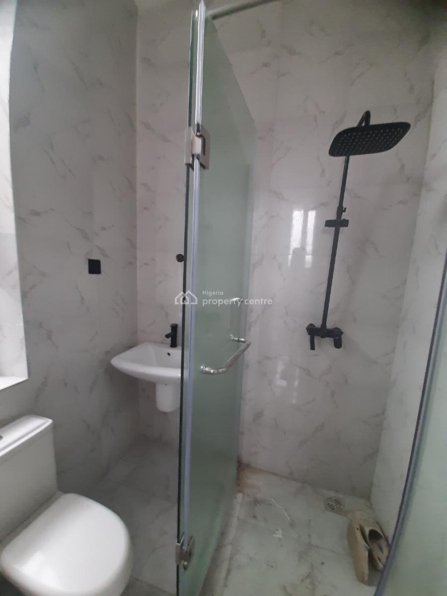 Serviced 2 Bedroom En-suite Flat with an Enclosed Fitted Kitchen, Cook, Ikate, Lekki, Lagos, Flat / Apartment for Rent