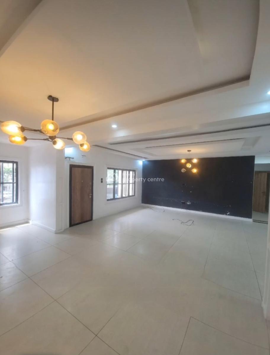 Spacious 3 Bedroom Flat with Bq, Off Gerrard Road, Old Ikoyi, Ikoyi, Lagos, Flat / Apartment for Rent