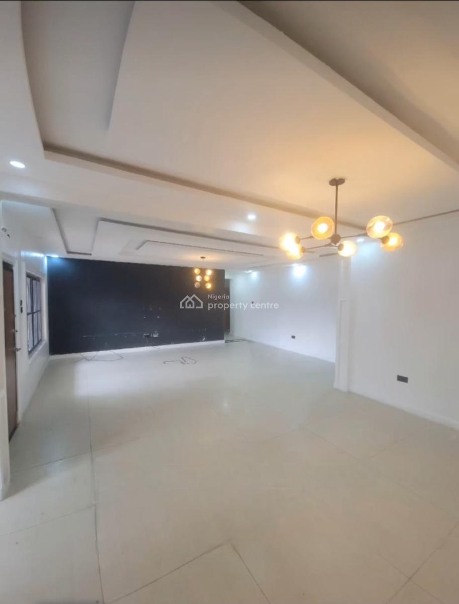 Spacious 3 Bedroom Flat with Bq, Off Gerrard Road, Old Ikoyi, Ikoyi, Lagos, Flat / Apartment for Rent