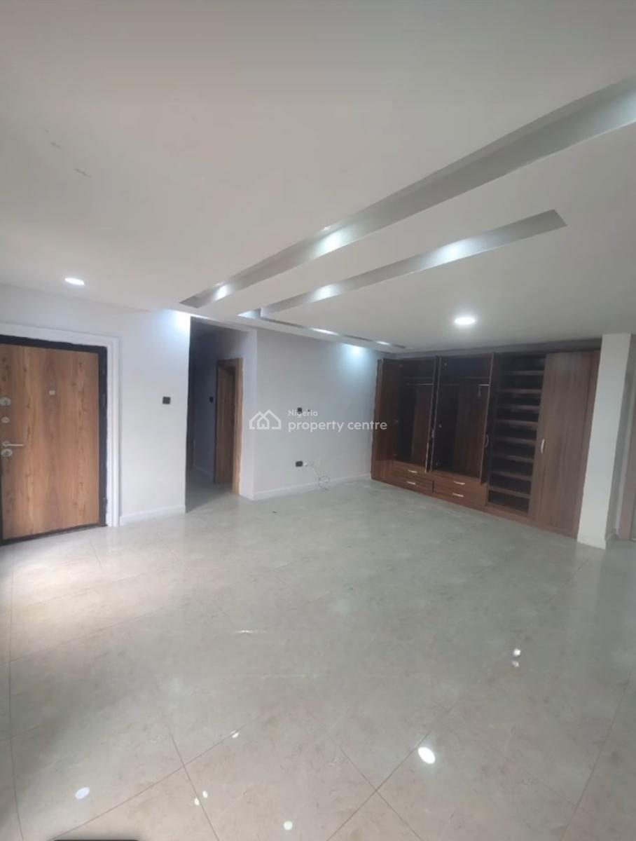 Spacious 3 Bedroom Flat with Bq, Off Gerrard Road, Old Ikoyi, Ikoyi, Lagos, Flat / Apartment for Rent