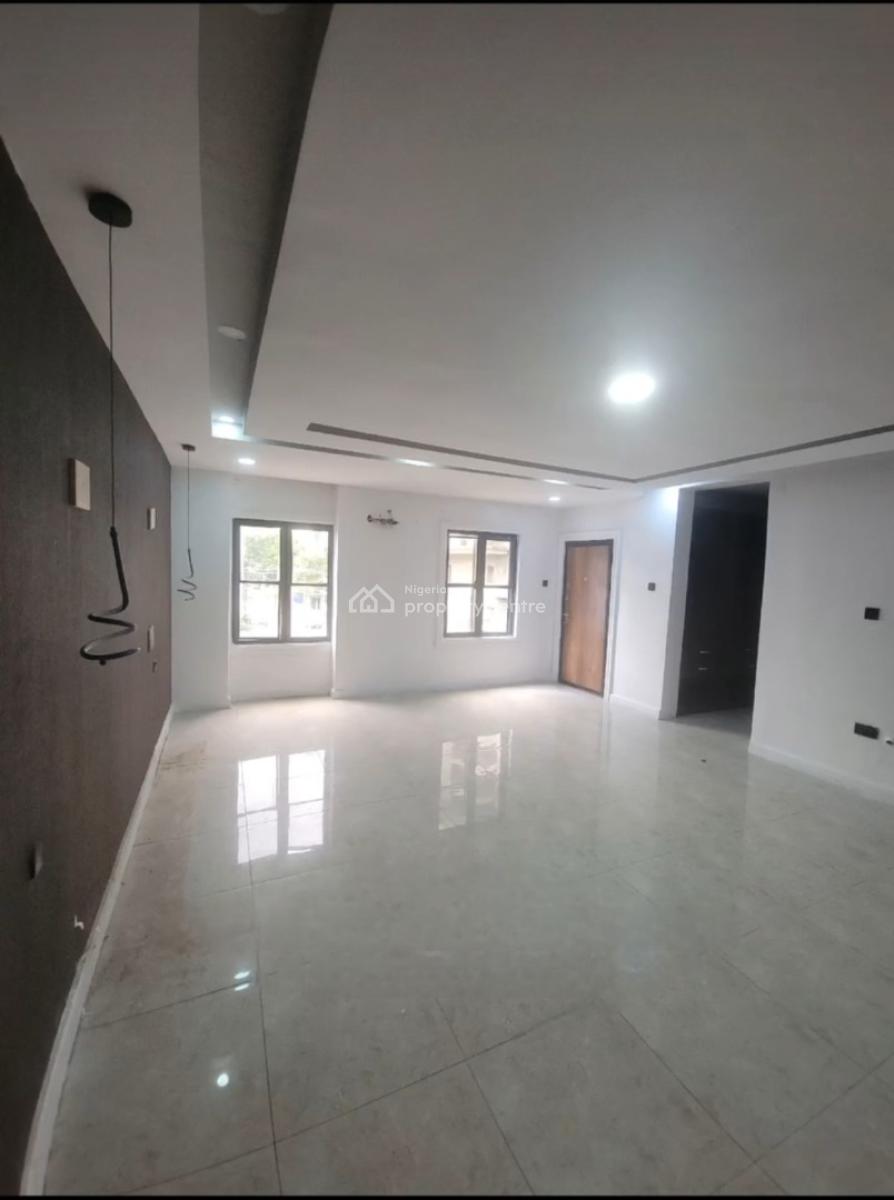 Spacious 3 Bedroom Flat with Bq, Off Gerrard Road, Old Ikoyi, Ikoyi, Lagos, Flat / Apartment for Rent
