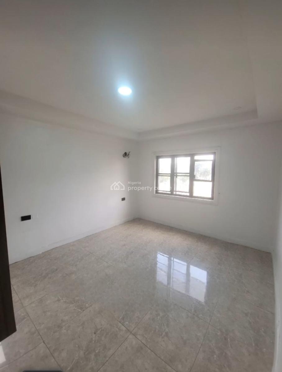 Spacious 3 Bedroom Flat with Bq, Off Gerrard Road, Old Ikoyi, Ikoyi, Lagos, Flat / Apartment for Rent