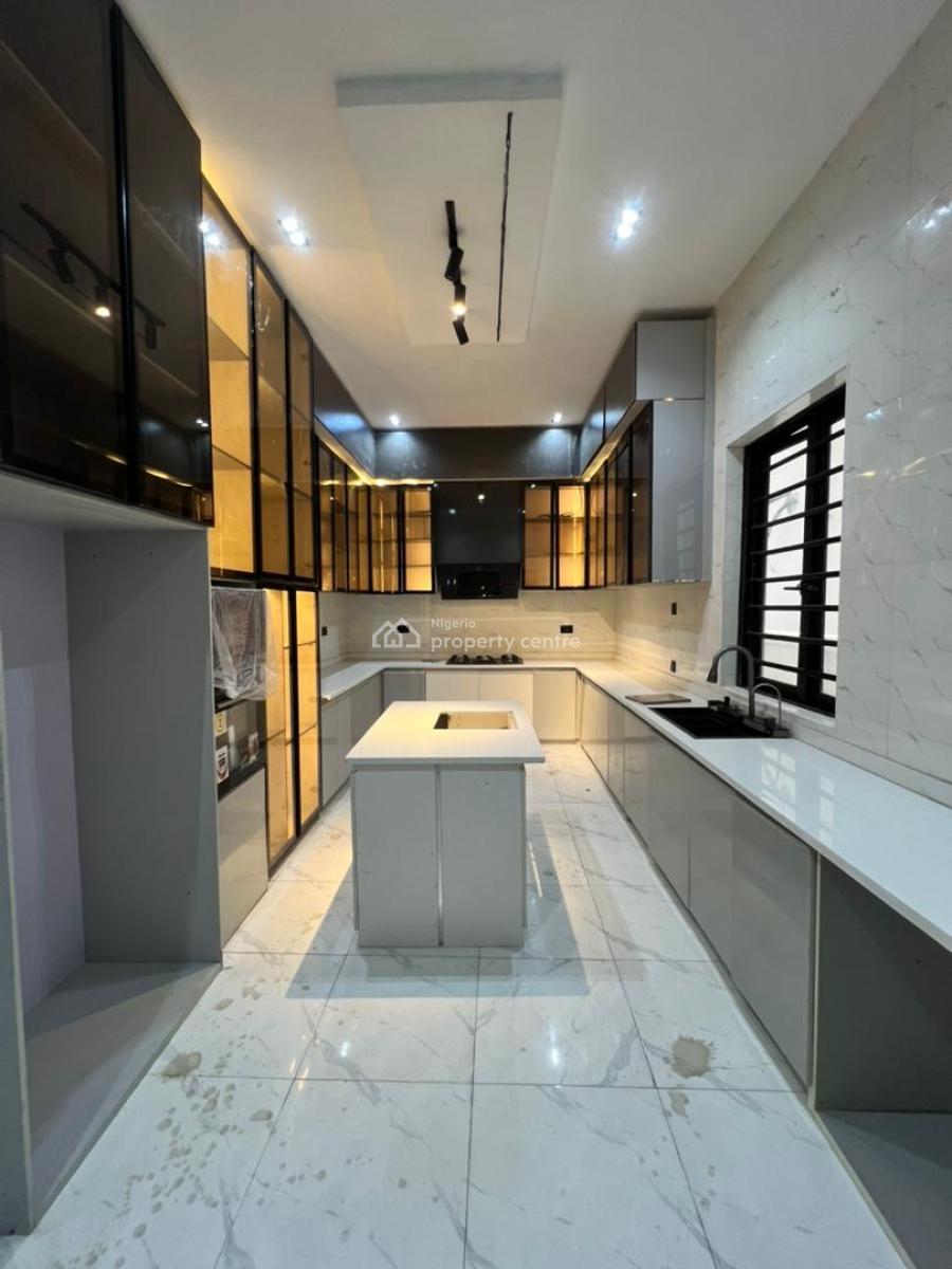 Well Built 5 Bedroom Detached Duplex Plus Two Kitchens, Lekki, Lagos, Detached Duplex for Sale