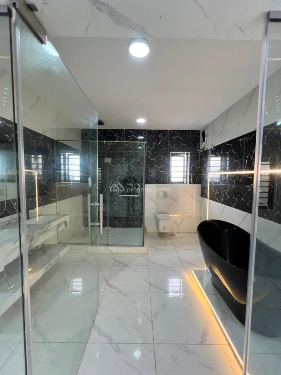 Well Built 5 Bedroom Detached Duplex Plus Two Kitchens, Lekki, Lagos, Detached Duplex for Sale