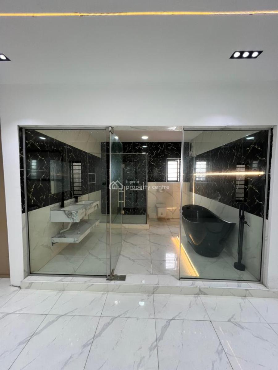 Well Built 5 Bedroom Detached Duplex Plus Two Kitchens, Lekki, Lagos, Detached Duplex for Sale